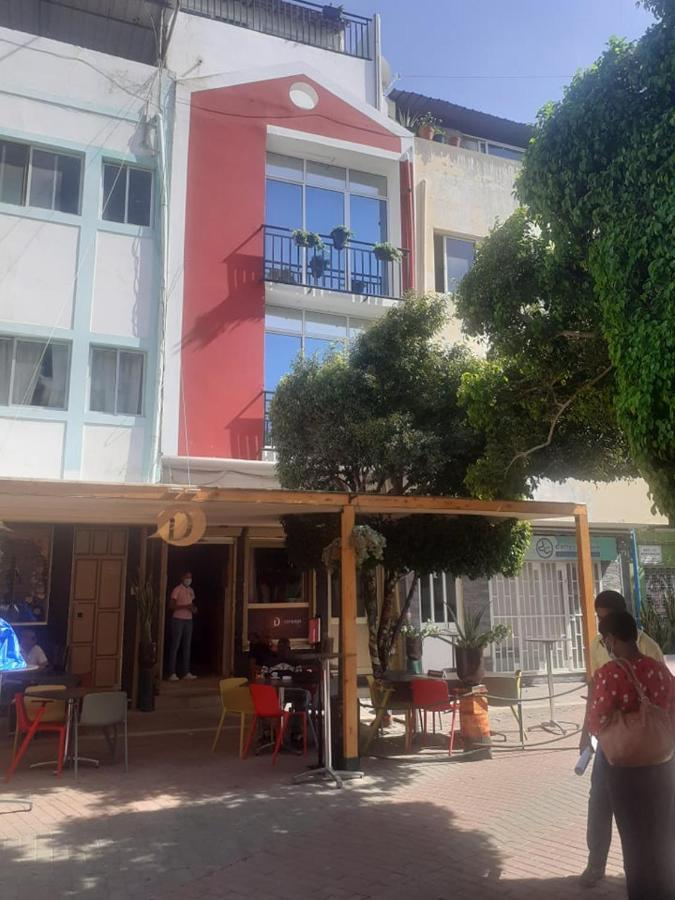 Christian Place Πράγια Εξωτερικό φωτογραφία